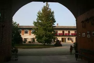 ホテル Agriturismo Cascina Nuova