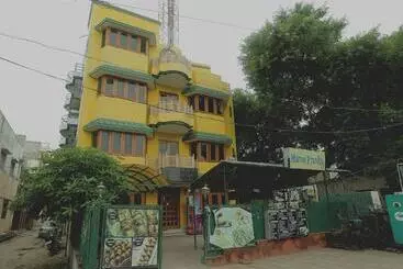 בית מלון כפרי Super Collection O Mathura Near Railway Station Formerly Gaurav Boarding House