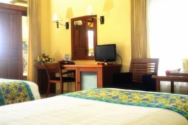 בית מלון כפרי Langon Bali Resort