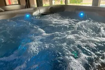Hotel хотелски комплекс саня