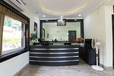 Hotelli Sai Swastik Luxury Stay