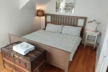 Majatalo Doucet Guesthouse