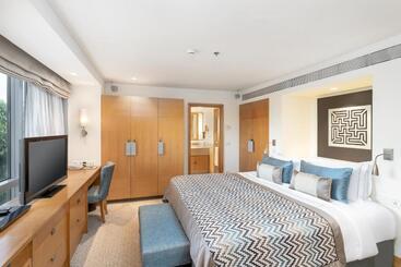 Hotel Taj Wellington Mews