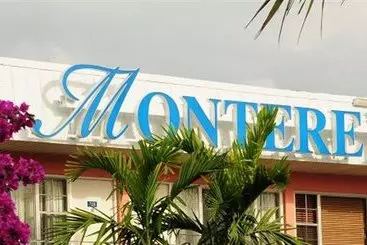 モーテル Monterey Inn & Marina