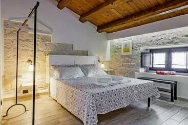 تختخواب و صبحانه Villa Antica Aia