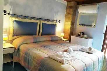 Bed and Breakfast Double Room With Private Bathroom And Breakfast On Request