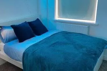 レジデンス Inviting 1 Bed House In Bradford