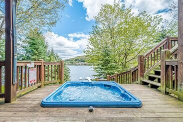 کلبه Wisp N Around