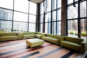 ホテル Malinowski Business