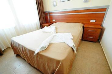 公寓式酒店  Melek Apart