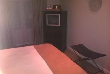 Бунгало Nautilus Guest House