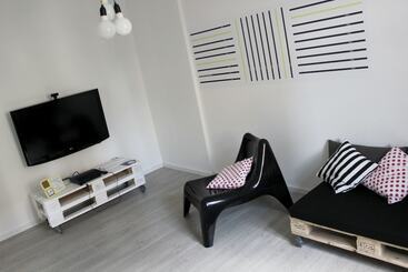 Soda Hostel & Apartments