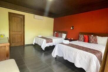 Отель Campos Arenal