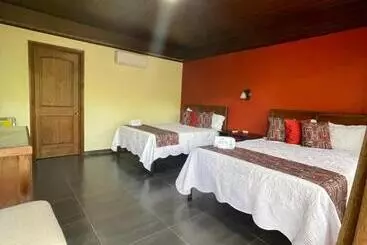 هتل Campos Arenal