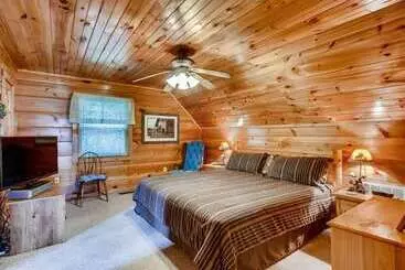 Mökkimajoitus Bearview Heights #244