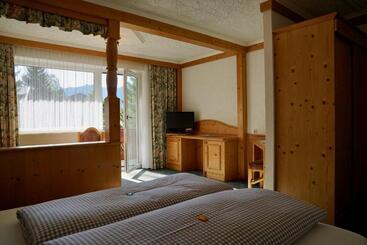 Garni Hotel Wildanger