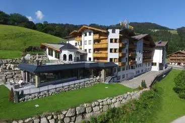 Отель Bergkristall