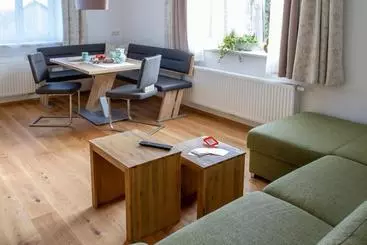 Отель Gästehaus In Da Wiesn