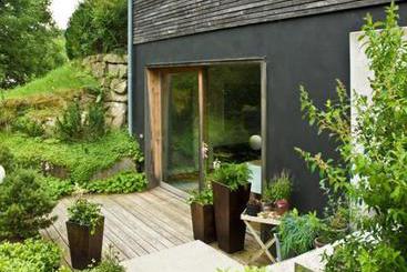 Отель Jotvier...