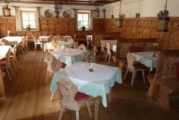 ホテル Gasthof Kellerwirt