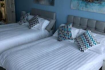 Bed and Breakfast The Halcyon