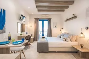 Aparthotel Mikes Beach Lux