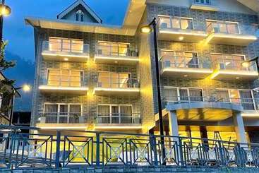 בית מלון כפרי Jewel Kongchen Retreat & Spa