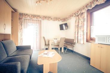 צימר Pension Waldruh Tannenheim