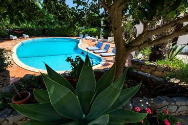 فندق Relais Le Nereidi