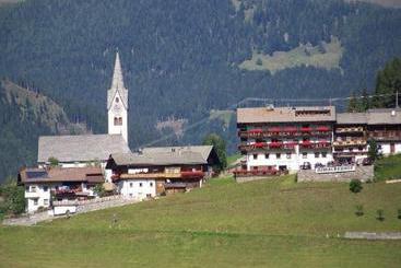 ホテル Oswalderhof