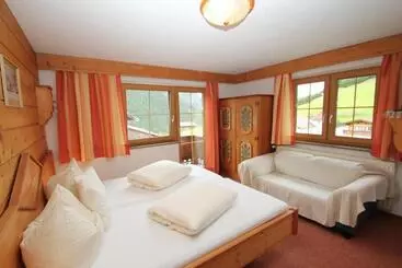 茅舍 Rimmlhof & Rimmlstube