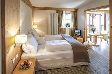 ホテル Taubers Unterwirt Aktiv & Vital