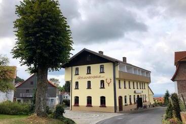 פנסיון Berggasthof Zum Hirsch