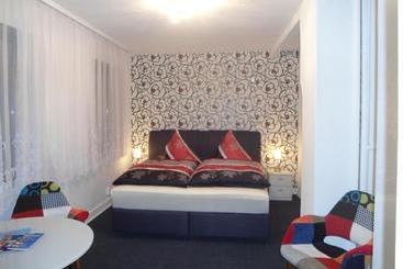 酒店 Pension Blume