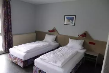 Panzió Gästehaus Linde, Hotel Garni