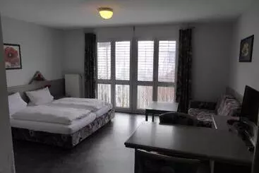 פנסיון Gästehaus Linde, Hotel Garni