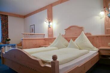 Hotel Restaurant Alpenhof