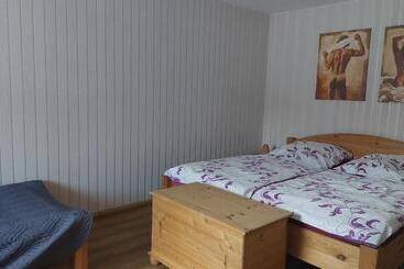 ベッドアンドブレックファースト Pension Haus Germania