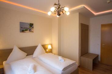 Bernstein Acamed Resort