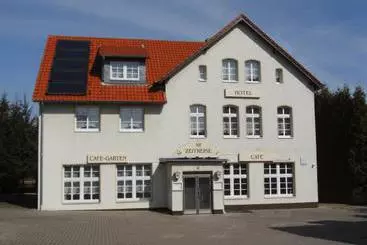 Hotel & Cafe Zeitreise