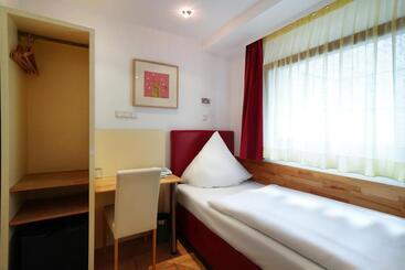 Szálloda Im Kupferkessel