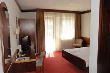 Отель Post Viernheim Ug