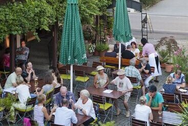 膳宿费 Restaurant Zum Engel