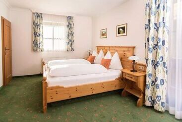 호텔 Bauerndörfl Rindereben