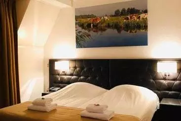 Hotel Restaurant   Cafe  Geertien