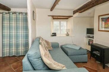 Dom wiejski Bumble Bee