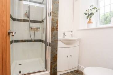 Kır Evi Capel Hermon