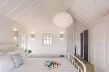 Mökkimajoitus Shore View