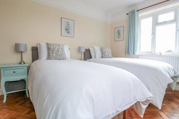 Сельский дом Bower View