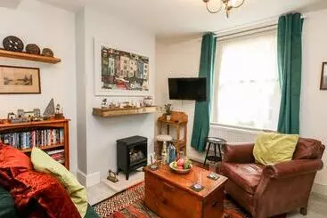 Harbour Catch Cottage